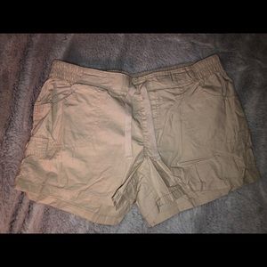 NWOT girls khaki short